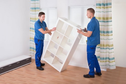 Load-based and cubic-yard storage rates for Edgware homes